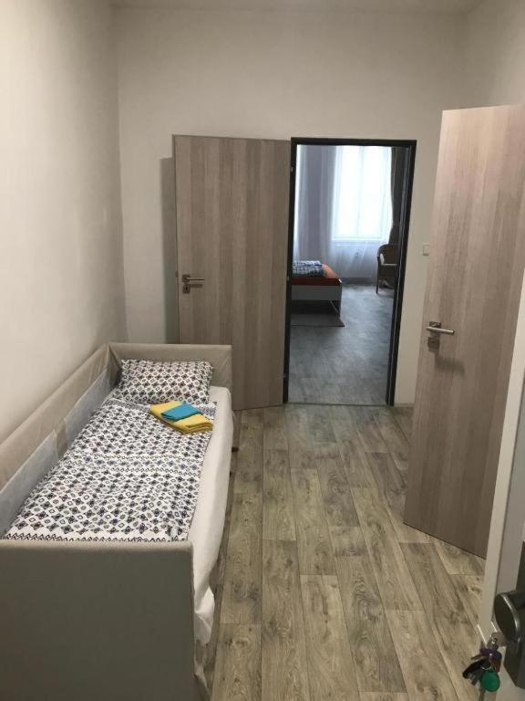 Apartmans With Parking Near Center Apartmán *