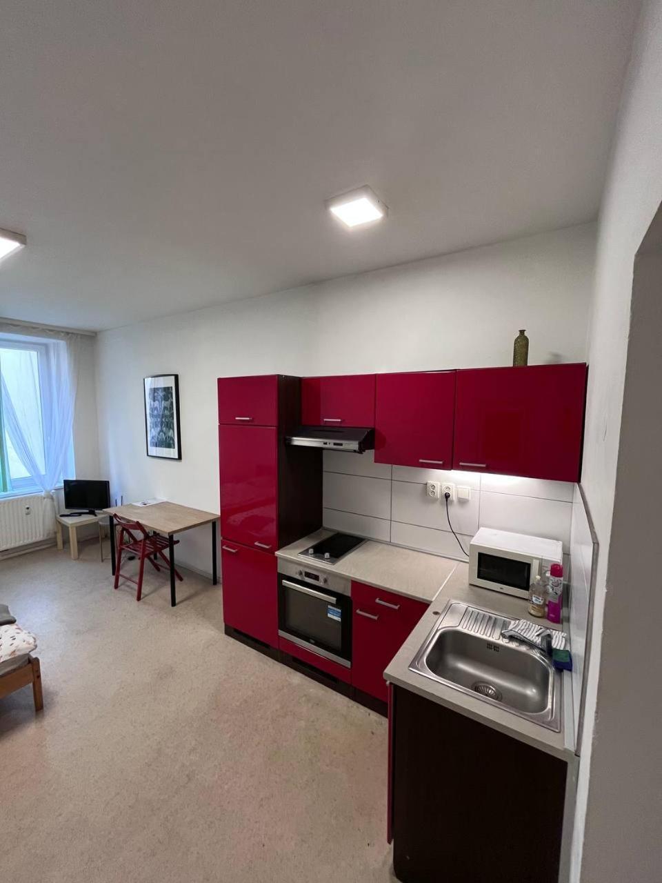Apartmans With Parking Near Center Apartmán