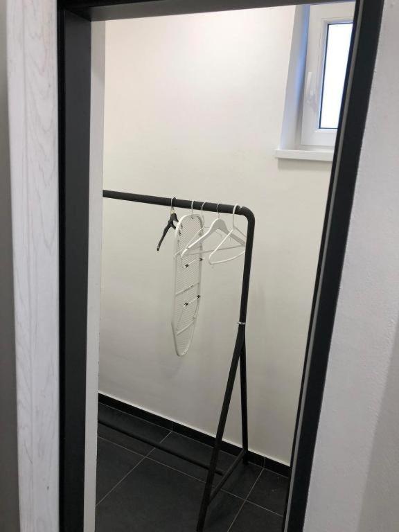 Apartmans With Parking Near Center *