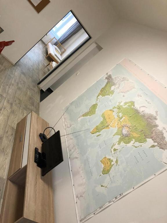 Apartmans With Parking Near Center *